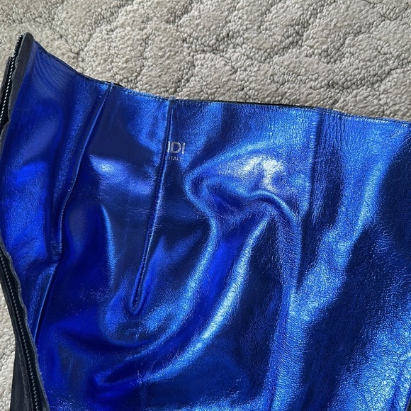 Fendi Blue and Black Made in Italy Authentic Women’s Tall Heel Boots Siz… - Picture 2 of 7